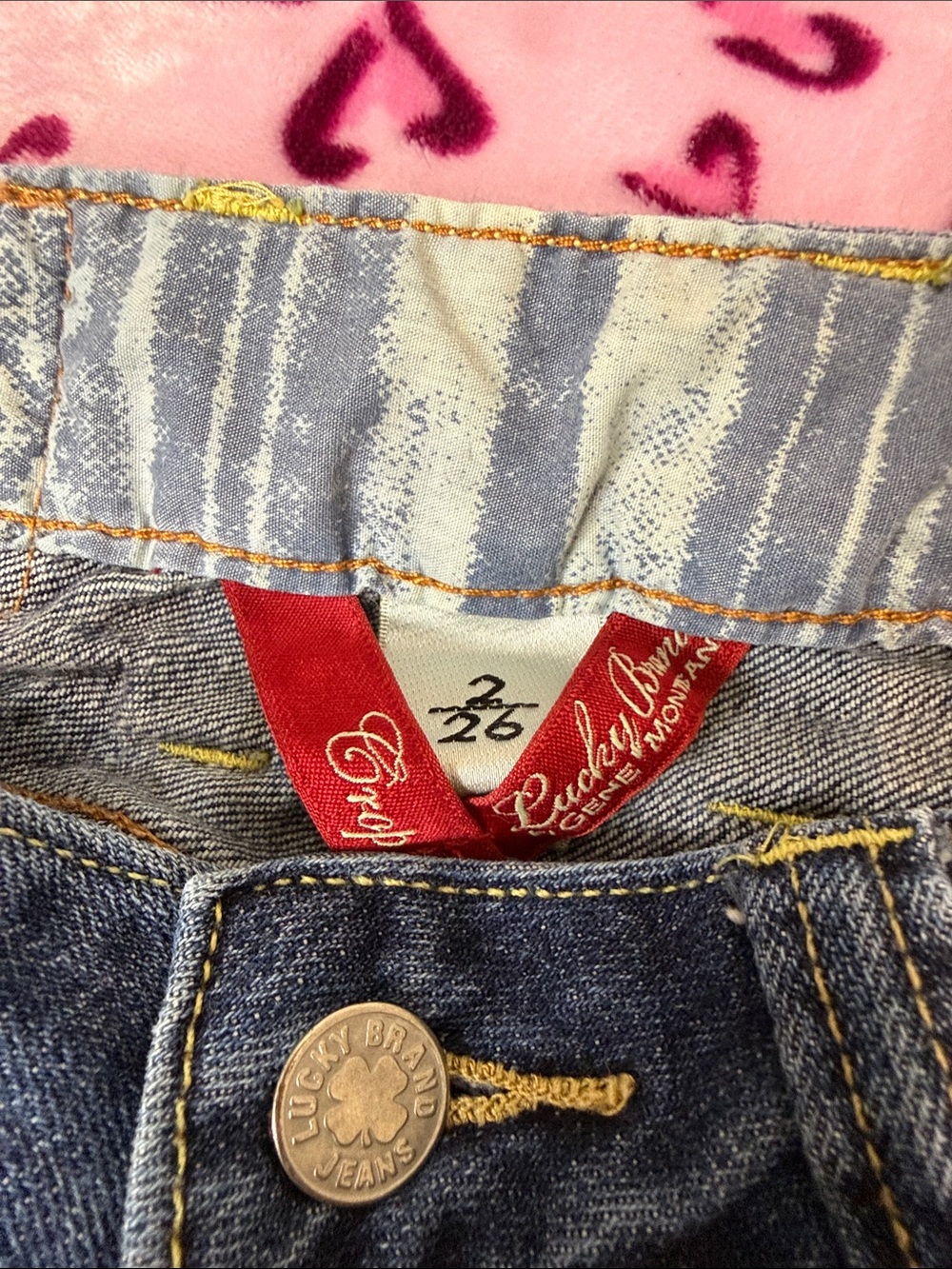 Lucky Brand Straight Leg Jeans in Faded Blue - Picture 2 of 10